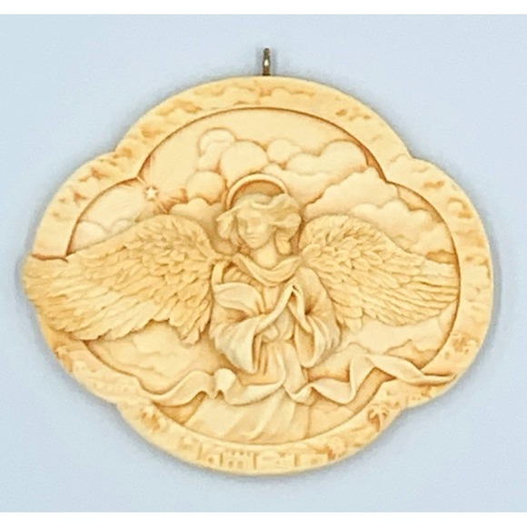 #1 & #2 Heavenly Angels Collector's Series Hallmark Keepsake Ornaments 1991 1992 - Picture 2 of 11